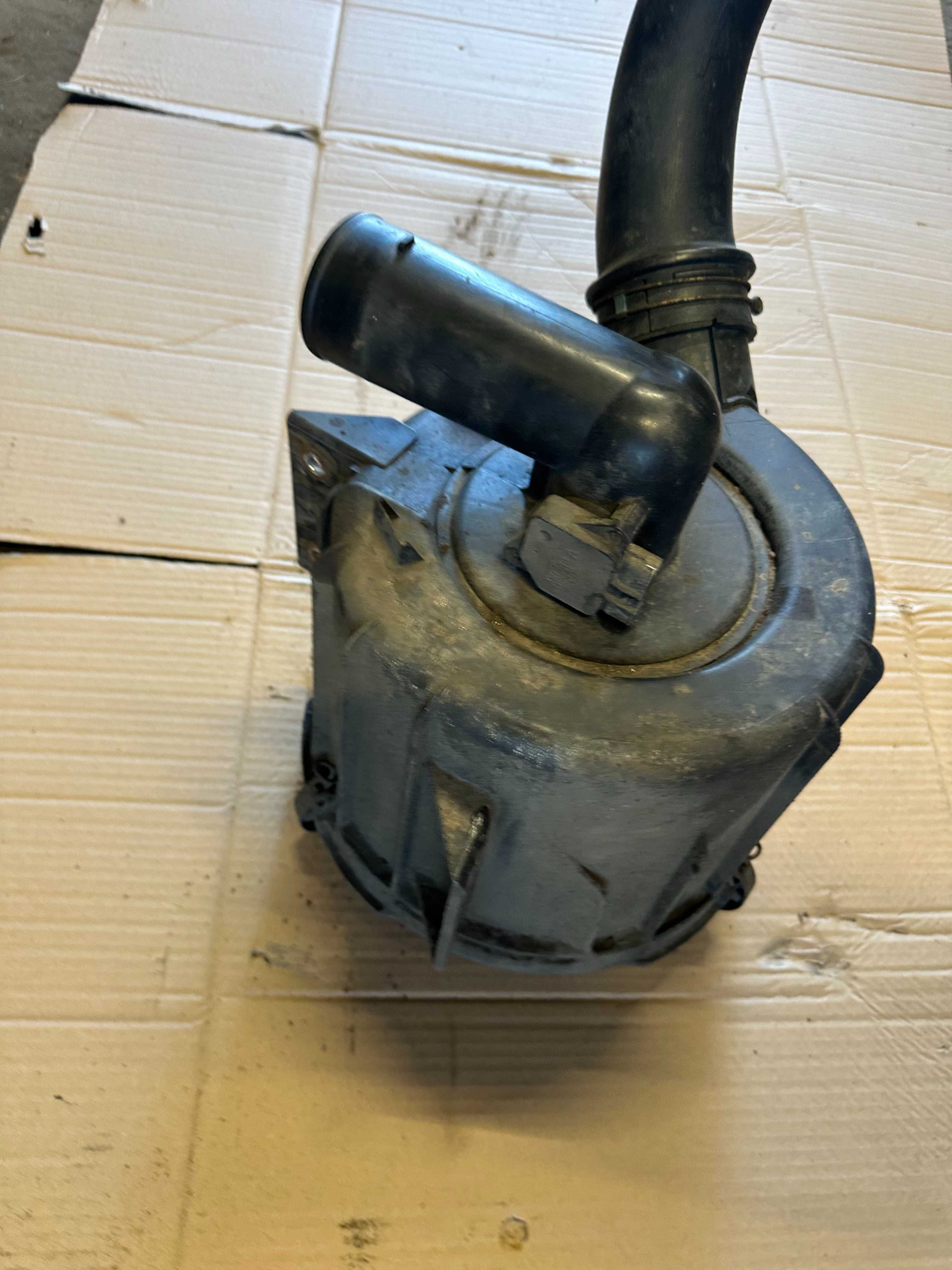 Toyota Dyna 100 150 Obudowa Filtra Powietrza 01-12