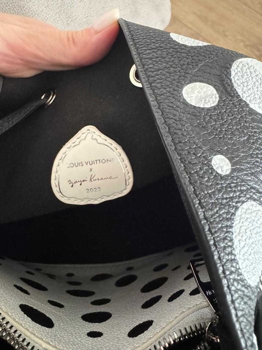 Bolsa Louis Vuitton x Yayoi Kusama 2023 – Edição Limitada, Original