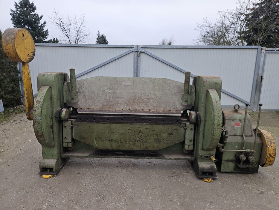 Zaginarka do blachy krawędziarka prasa mechaniczna 1500x6.5 mm
