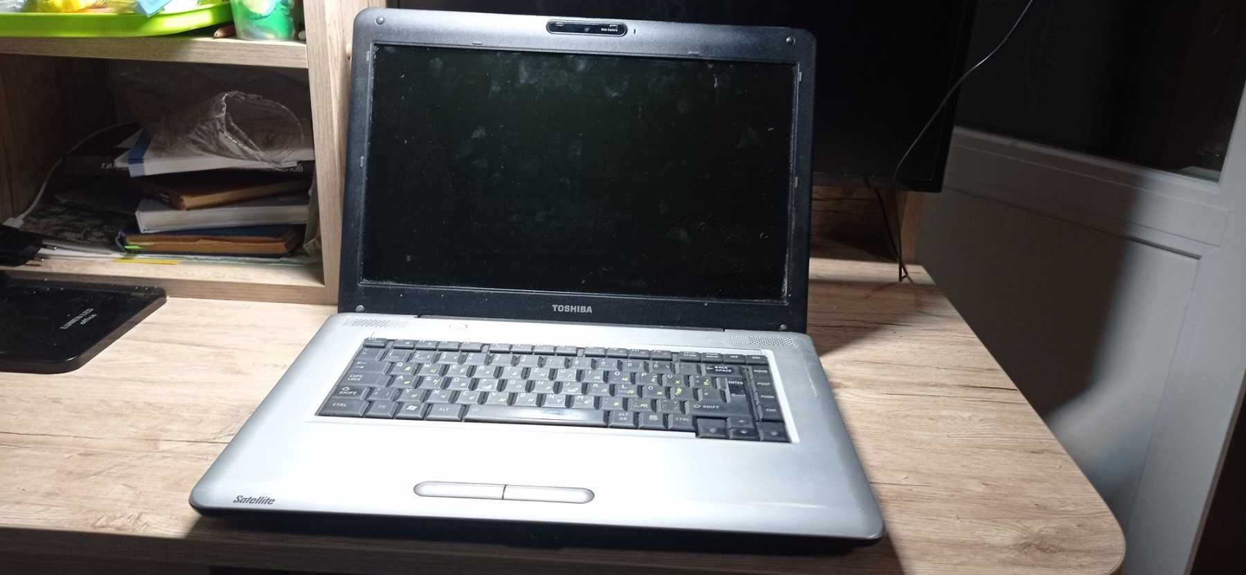 TOSHIBA Satellite L450D-10z