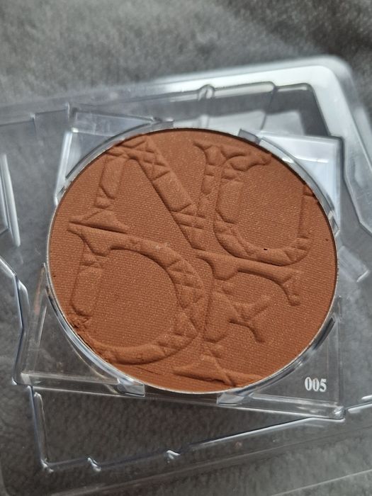 Bronzer Dior nude 005 nowy oryginalny lekko uszkodzony