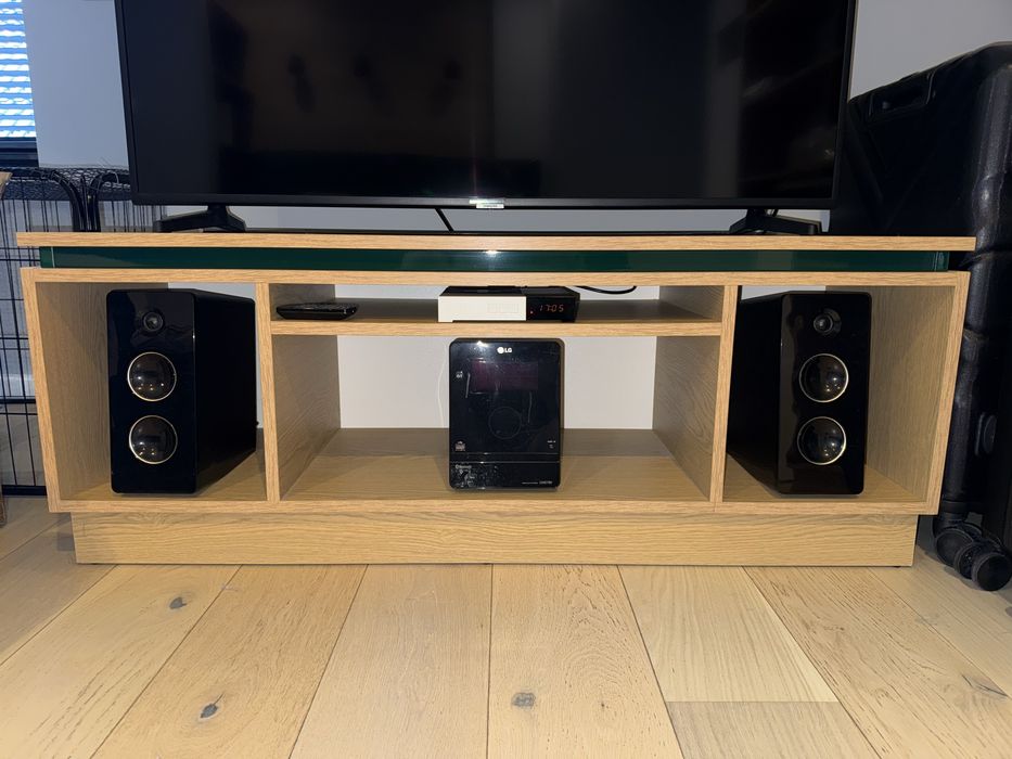 Szafka pod telewizor