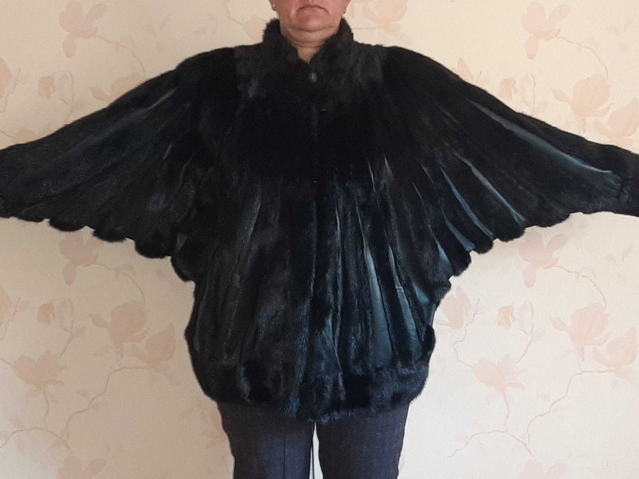 Продам норковые шубы