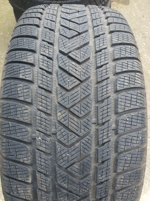 275/50R19 112V NO Pirelli Scorpion Winter
