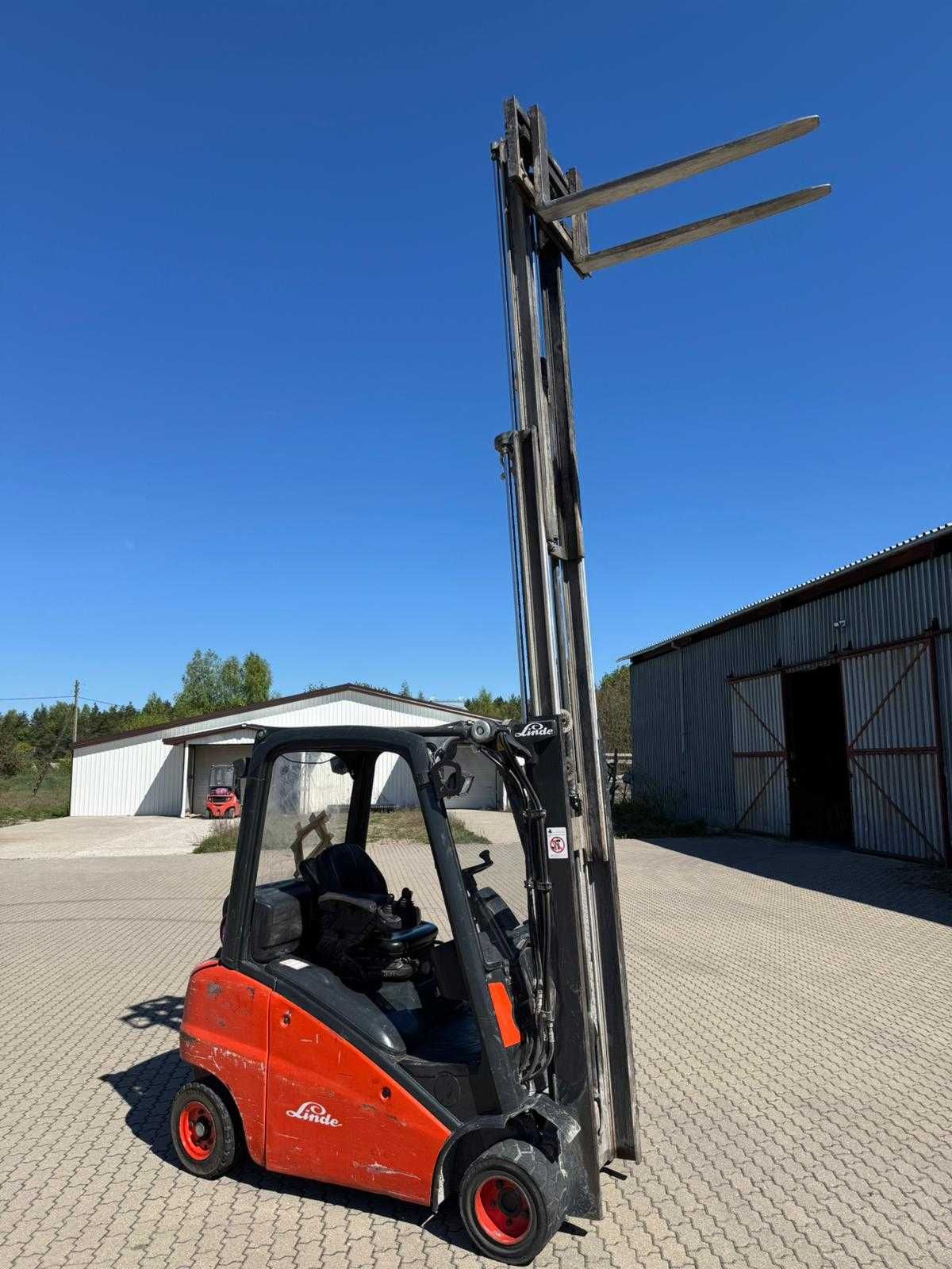 Wózek widłowy Linde H20T TRIPLEX z 2014 r podnoszenie 4 m UDT gaz LPG
