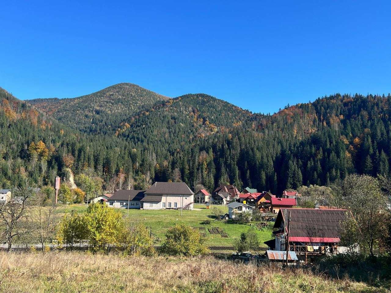 Продаж житлового будинку і земельної  ділянки село Татарів