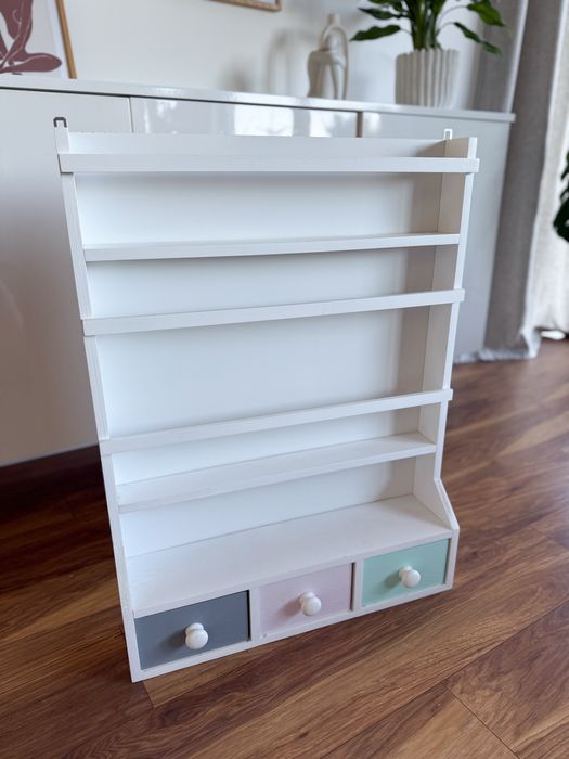 Biblioteczka półeczka na książki z szufladkami