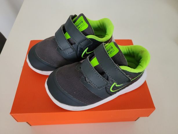 Buty dla dzieci Nike Star Runner 23.5, 13cm