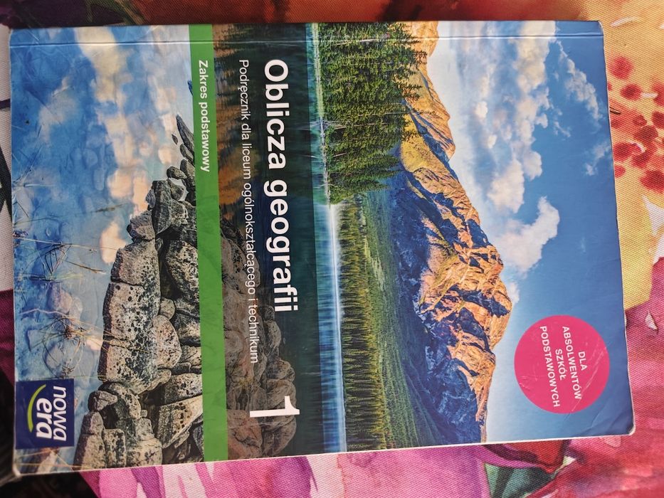 Oblicza geografii 1 podręcznik dla liceum i tech. zakres podstawowy