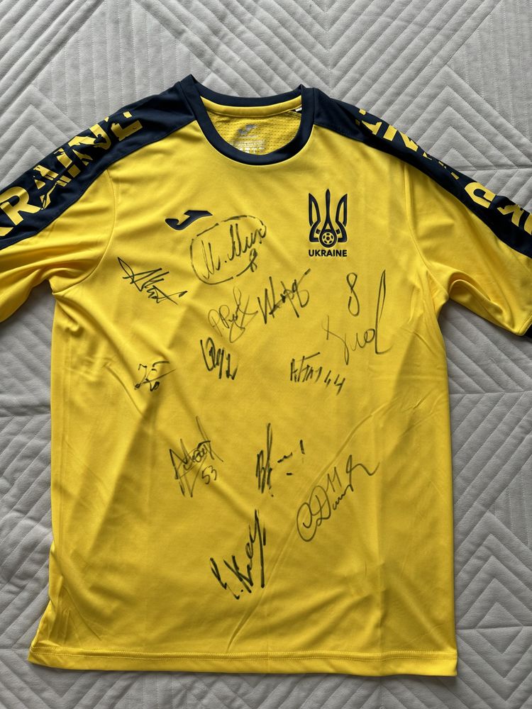 Koszulka reprezentacji Ukriany z podpisamami