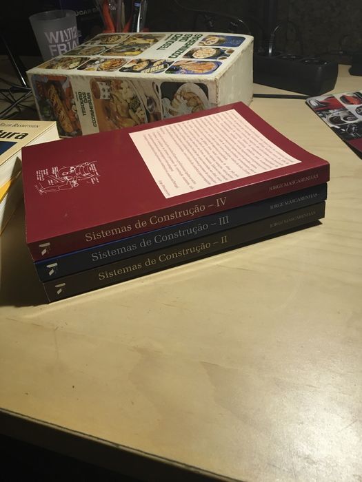 Livros de Arquitetura - Sistemas de Construção (II, III, IV)