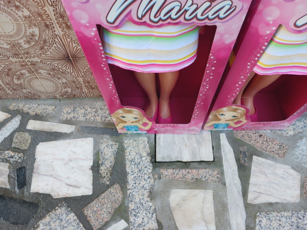 Grande boneca espanhola nova