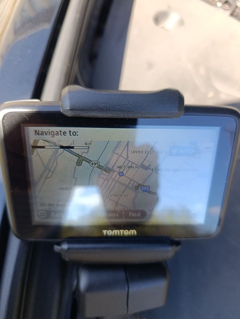 GPS навигатор TomTom