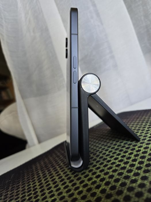 Notning phone 2 (12/512Гб)+2 чохла у подарунок (стан нового!)