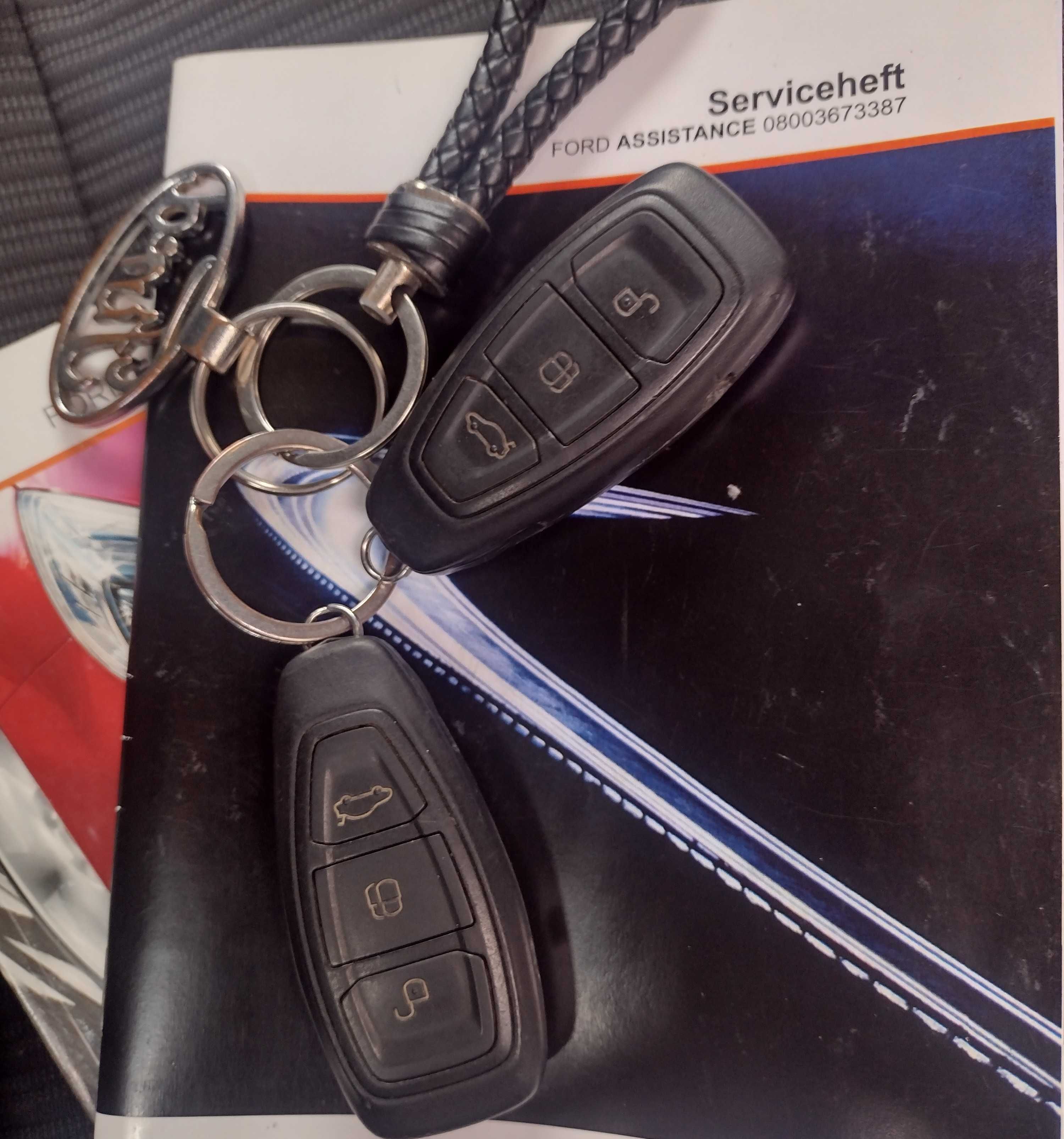 Продам FORD focus III Titanium