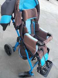 Дитяче інвалідне крісло