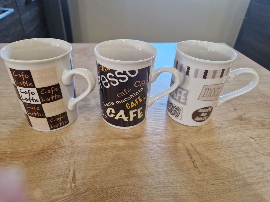 Zestaw kubków do kawy