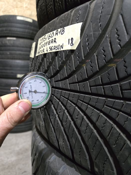 Шина зимова 235/60R18 GoodYear