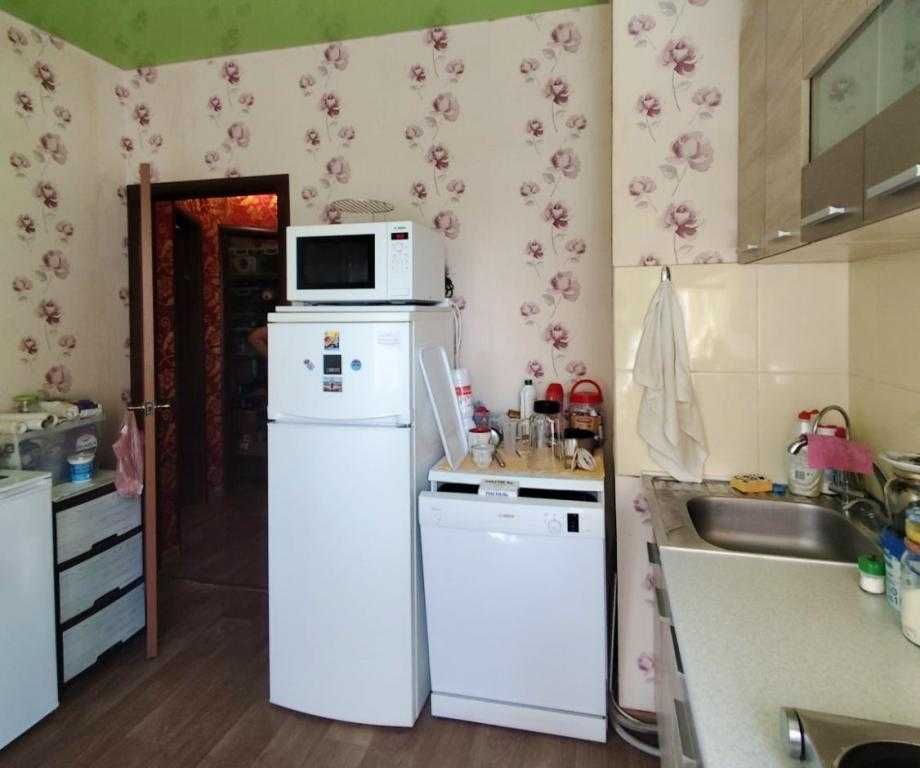Продам 1- квартиру с ремонтом, 2/16 эт, в ЖК Радужный (3-168-958 ОФ)