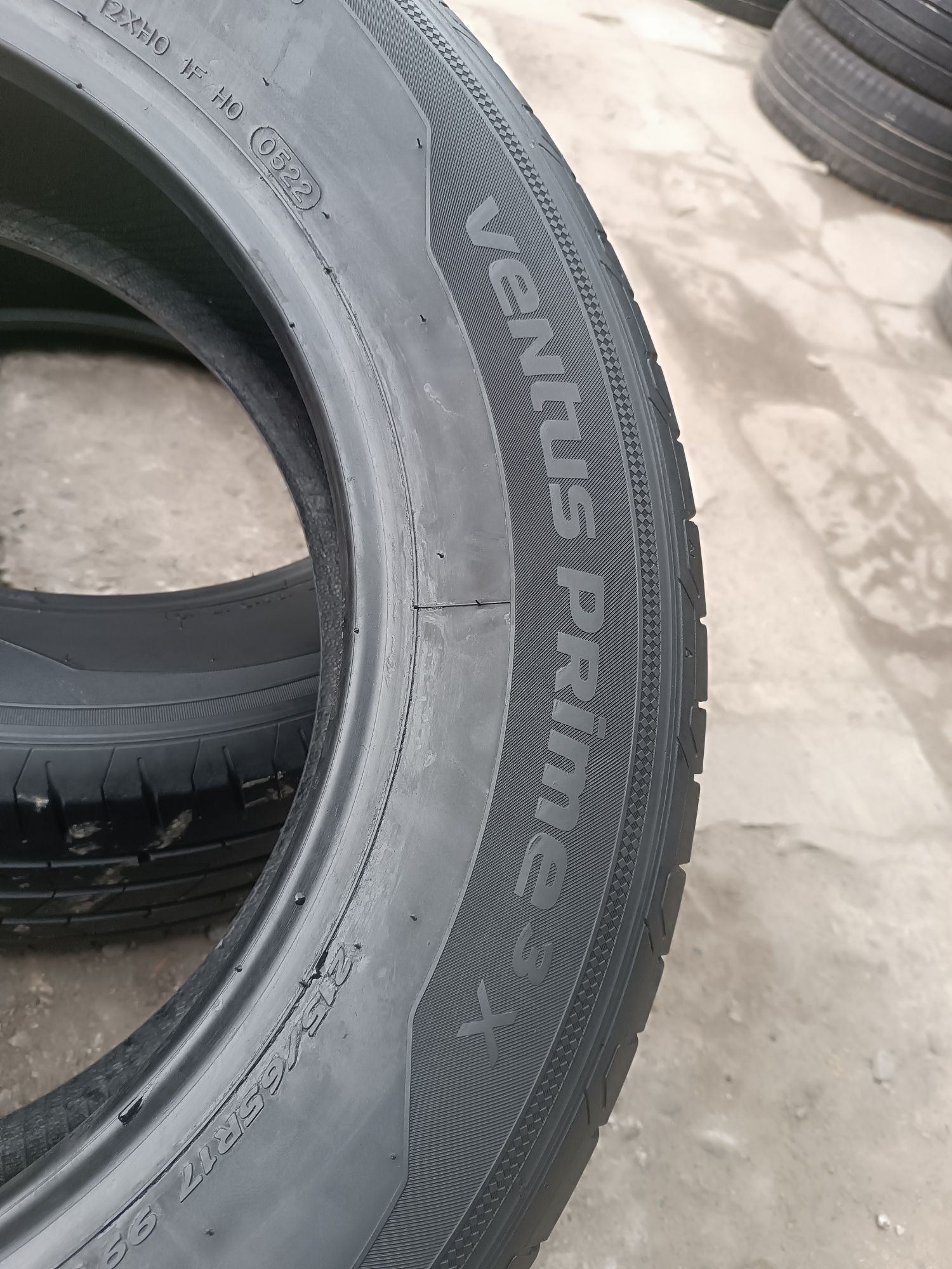 Sprzedam bardzo ładne Opony Hankook 215/65 r17