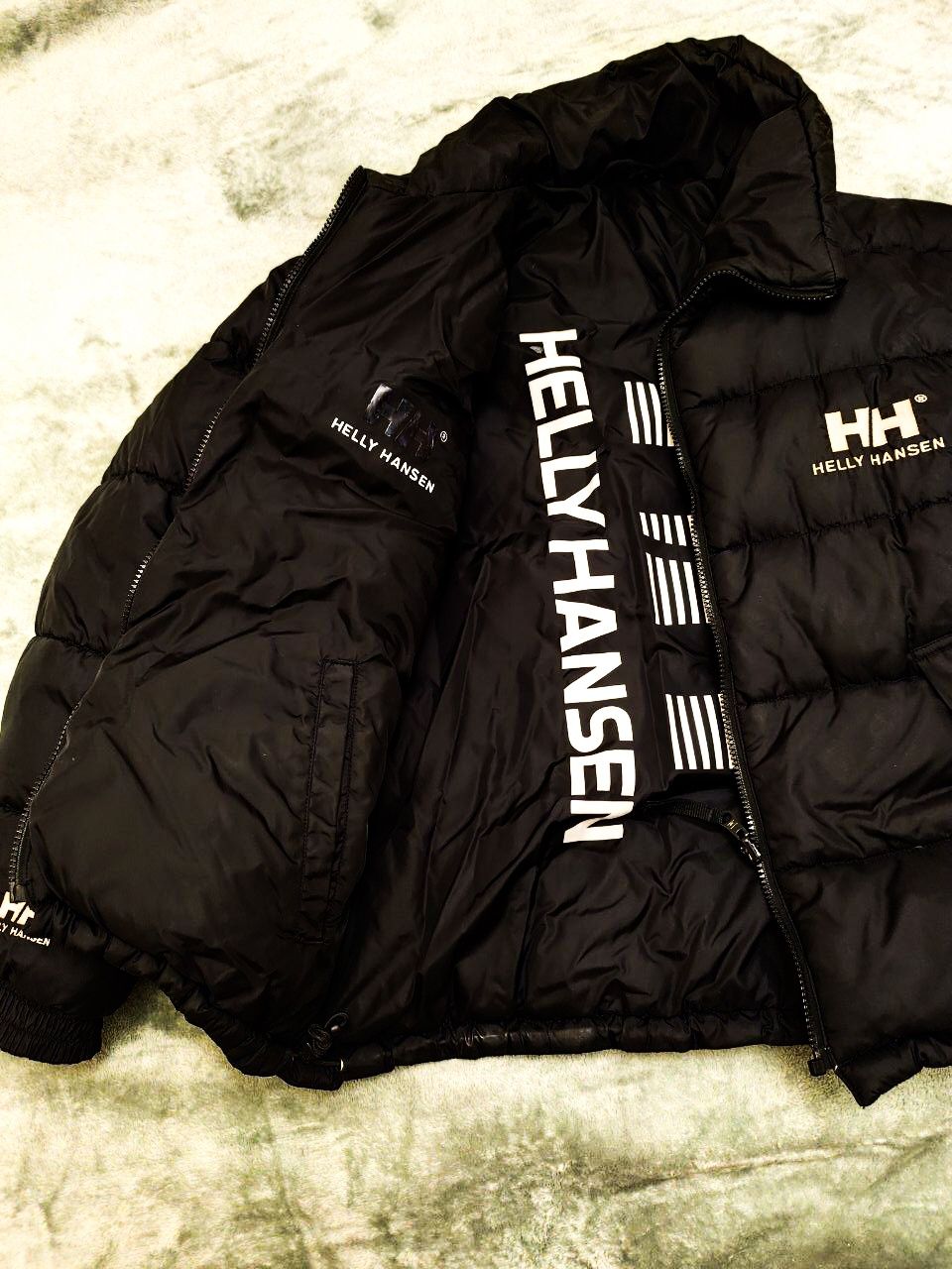 Зимовий чоловічий пуховик Helly Hansen