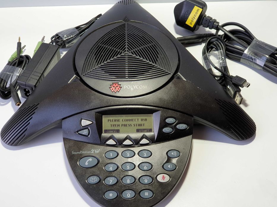 Конференц Polycom SoundStation2+зарядне