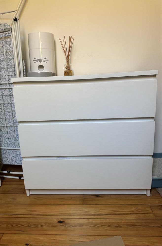 Comoda MALM 3 gavetas