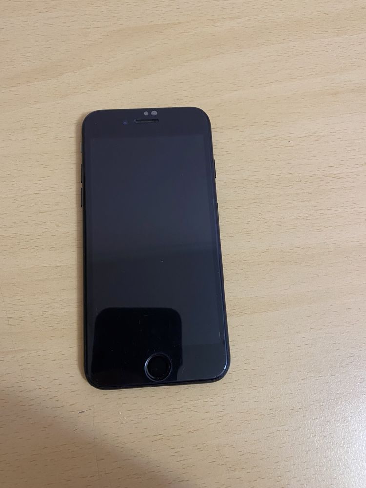 Продам iPhone 7 32 GB