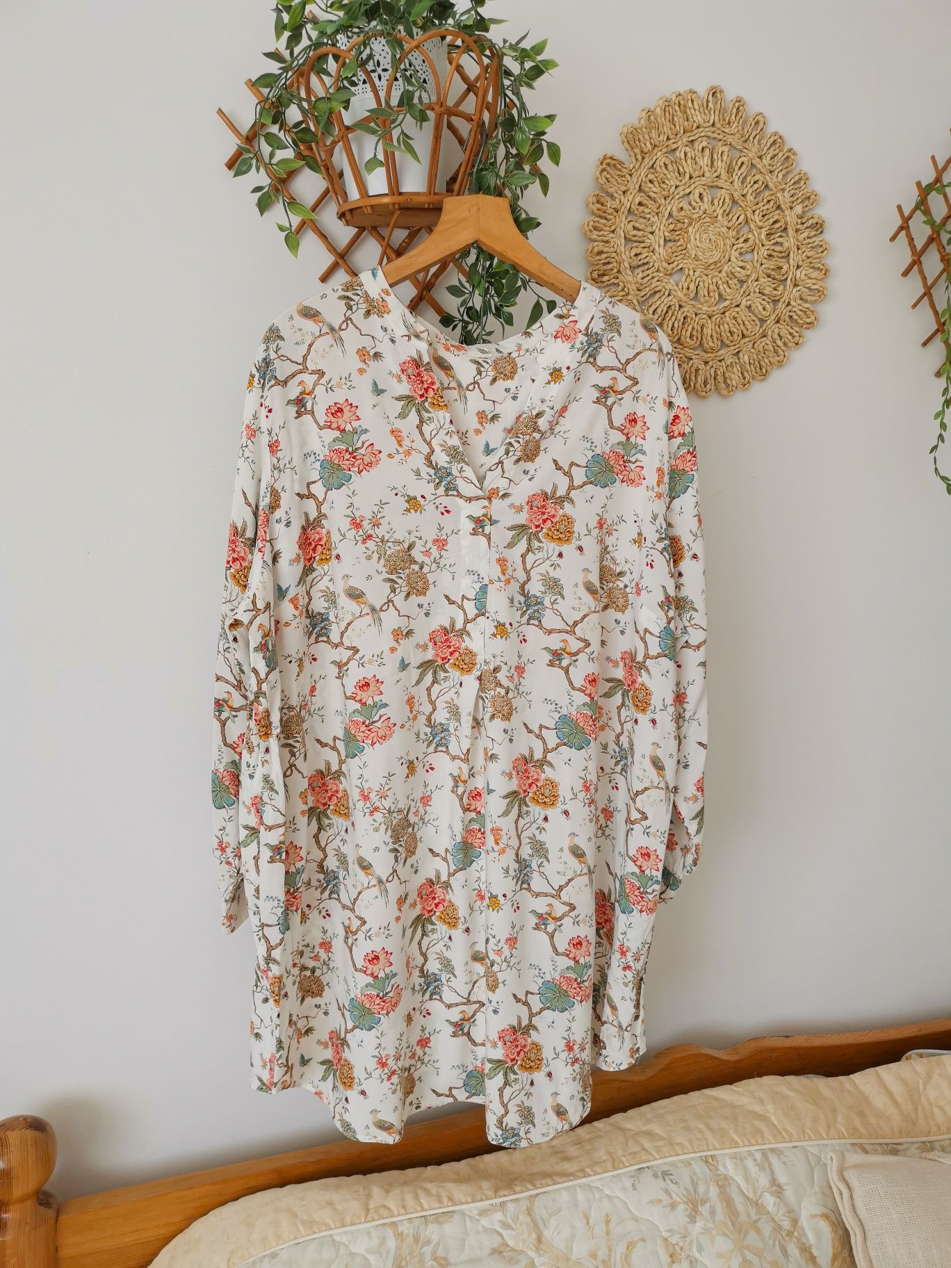 Długa koszula sukienka biała we wzory kwiaty ptaki H&M wiskoza L, xL