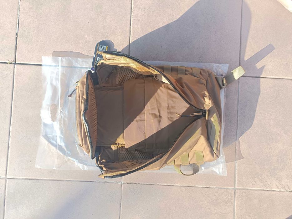 Pojemny plecak taktyczny outdoorowy Emerson Gear Y ZIP 20L Coyote Bro