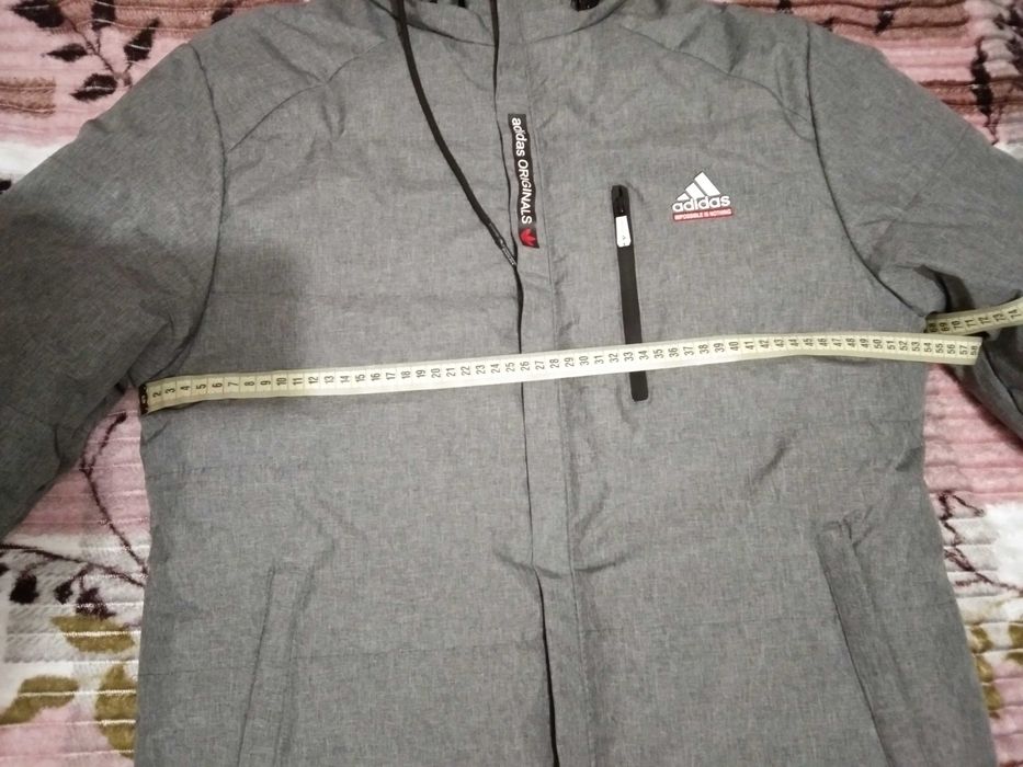 Куртка зимова сіра майже нова, б/в 1 раз, р.48, в ідеалі