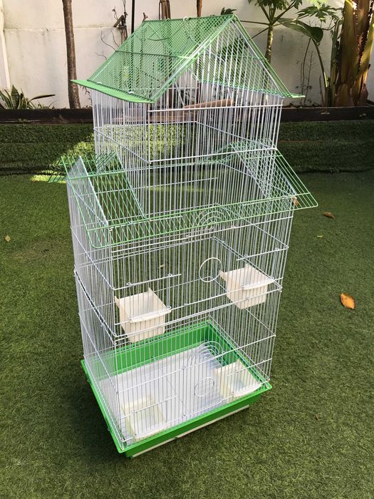 Gaiola para periquitos / pássaros pequeno porte