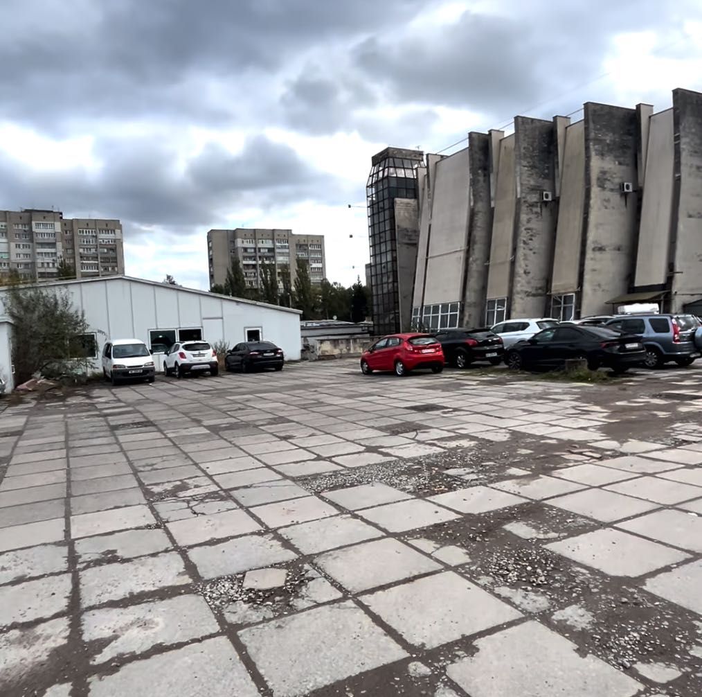 Оренда приміщ  176-350 м2 навп МакДональдз  (вул.В.Великого-Кн.Ольги)