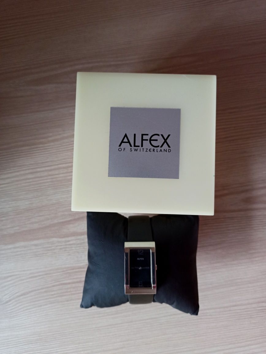 Швейцарський годинник Alfex