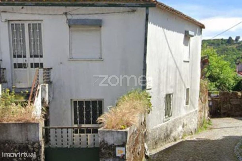 Moradia e Ruína para venda em Viseu