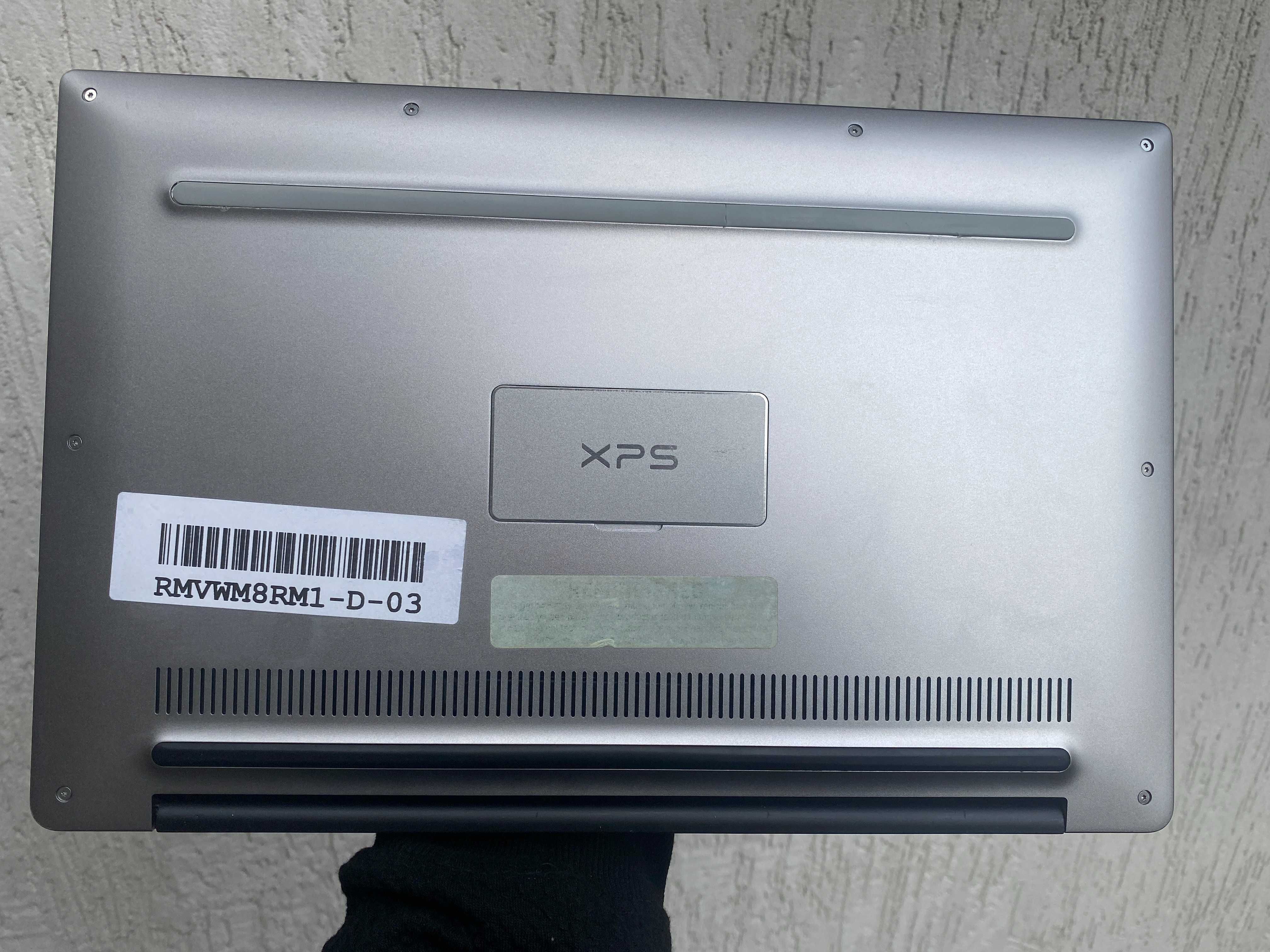 Безрамковий ультрабук DELL XPS 13 9343 i5 4/128 батарея 5,5 годин