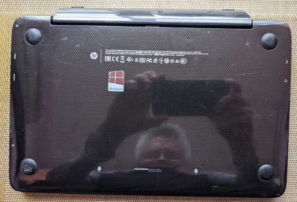 гибридный компьютер HP Pavilion X2