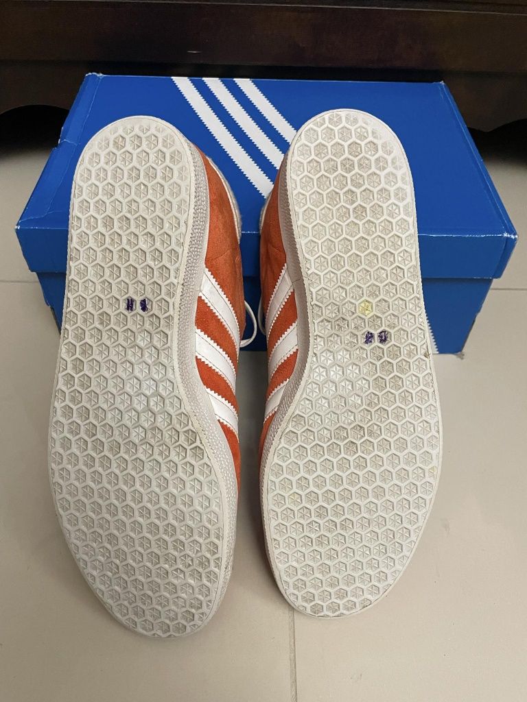 Adidas Gazelle sneakersy zamszowe męskie 42
Rozmiar 42
wkładka 26cm
ko