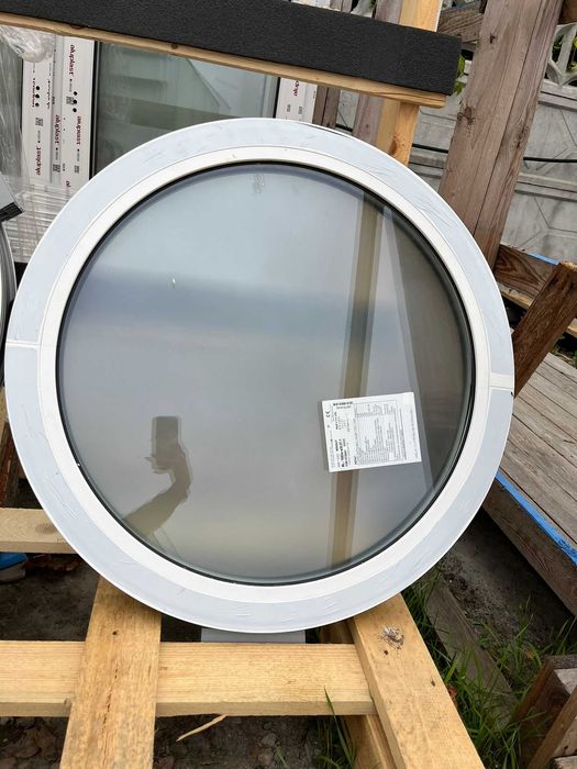 Okno okrągłe fix średnica 77cm szyba matowa - NOWE OD RĘKI