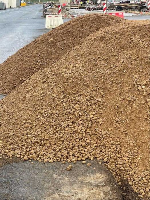 Usługi Koparką Gąsienicowa Spycharką Piasek Stabilizacja Ziemia