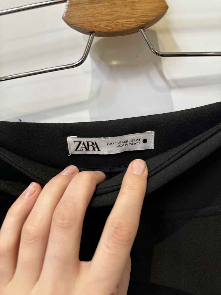 Spódnico spodenki Zara XS