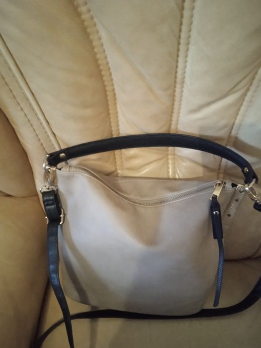 Сумка фірми RIVER island