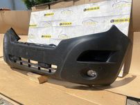 Бампер Nissan NV-400 Оригінал гарний стан 620225863R
