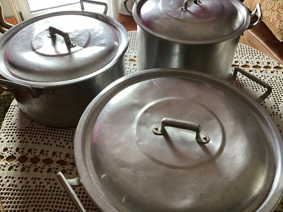 Panelas grandes em alumínio