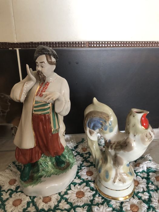 Різні порцелянові та фарфорові статуетки часів СССР