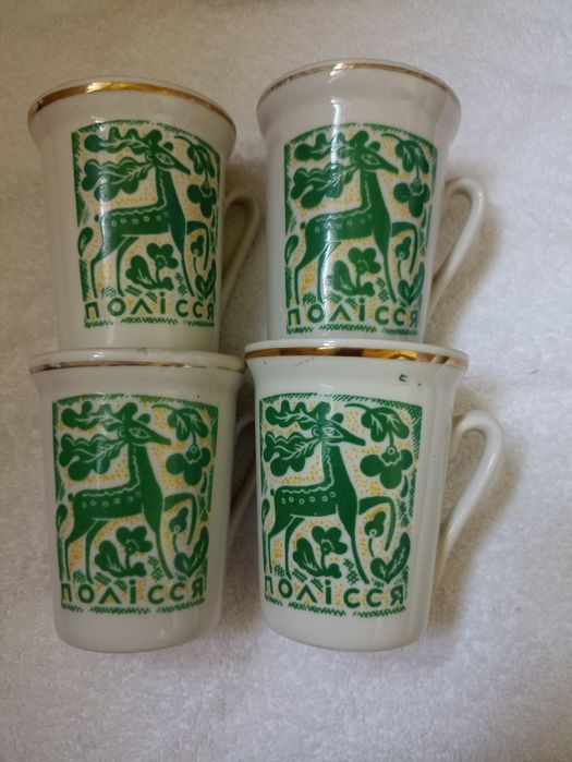 Чашки 4шт фарфор та ваза