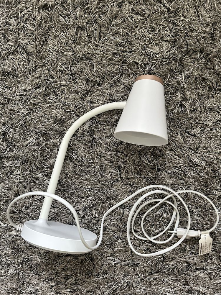 lampka biurkowa