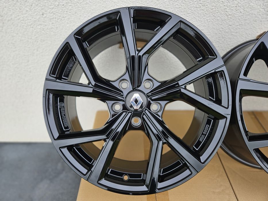 Renault 16 " Nowe 5x114,3 Megane Kadjar Talisman Kangoo Express Czarne