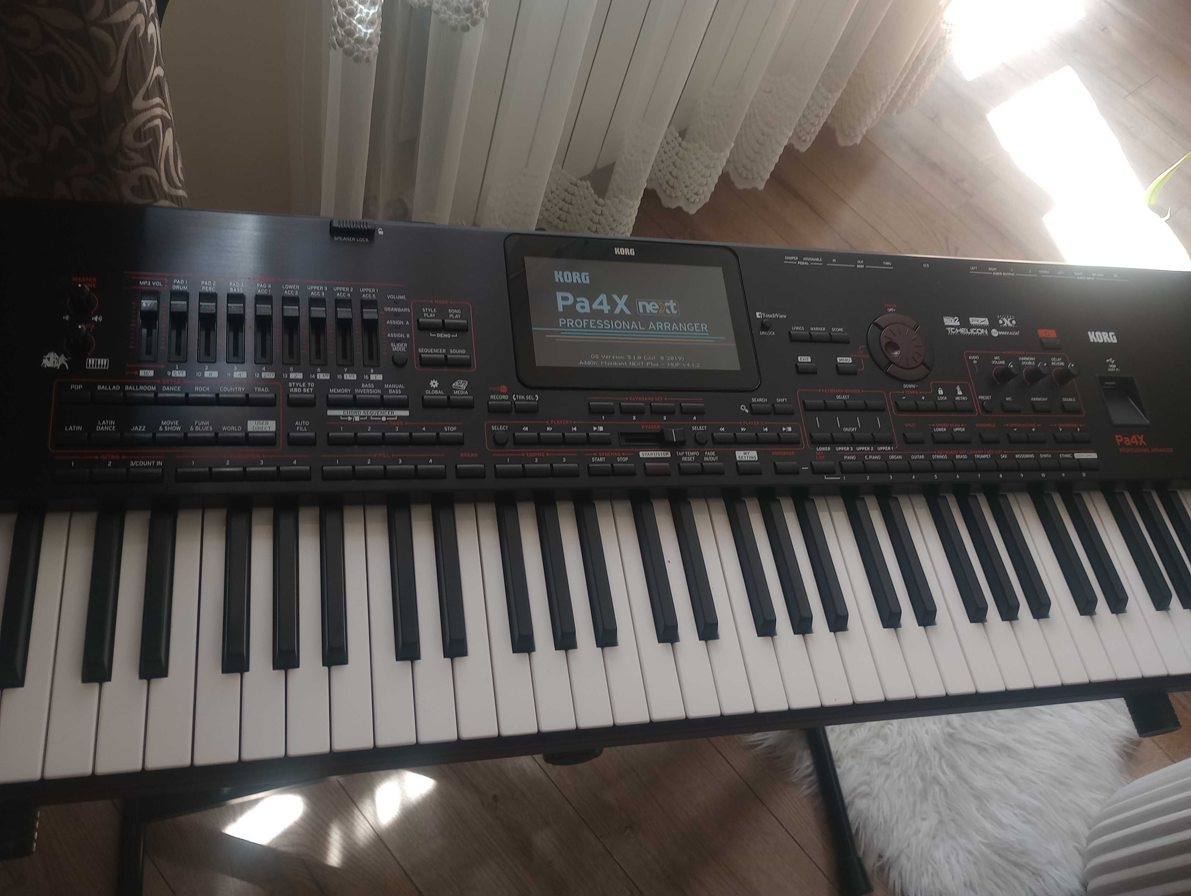 Korg pa 4x klawiatura 76 klawiszy