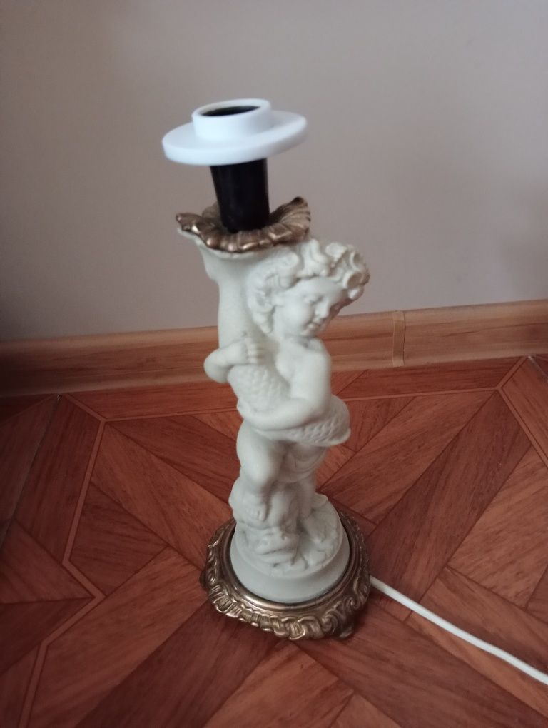 Lampa z alabastru